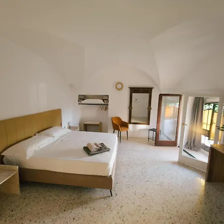Palazzo Ducale Mongio - Historic *
