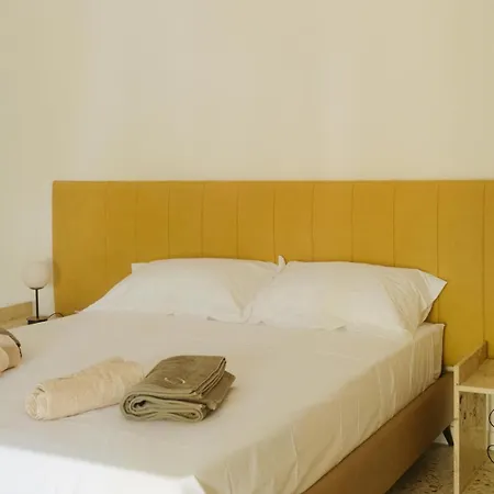 Palazzo Ducale Mongio - Historic Bed & Breakfast Galatina